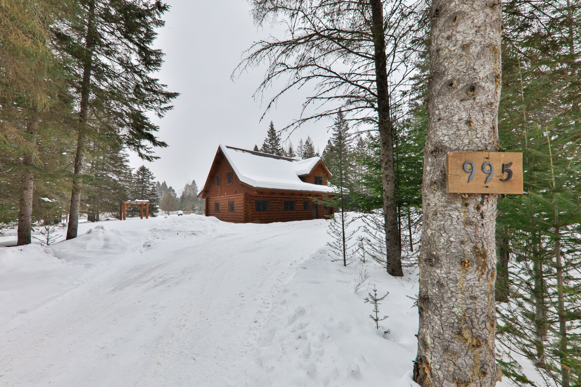 chalet en bois rond